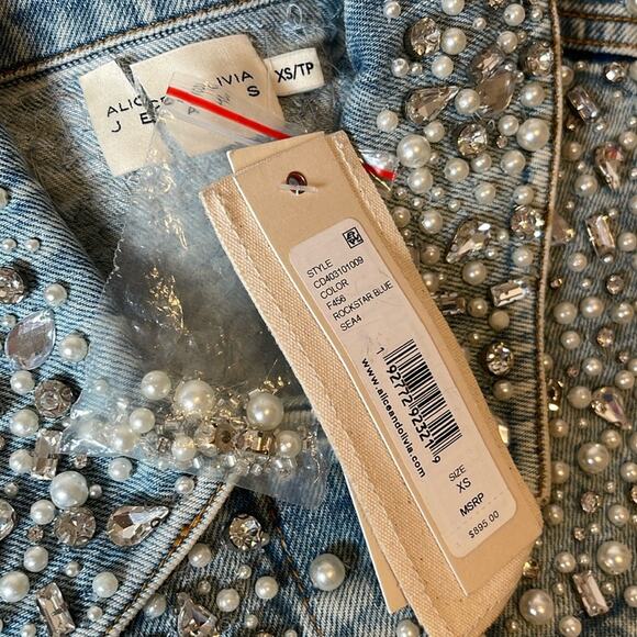 ALICE + OLIVIA Nelson Crystal Pearl Embellished Rockstar Blue Denim Jacket Sz XS - Picture 8 of 9